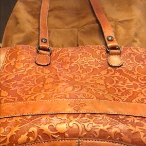 Patricia Nash handbag. Leather.